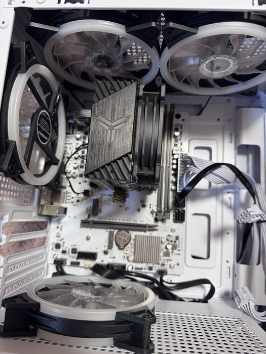 Продам комплект i3 12100F без ОЗУ