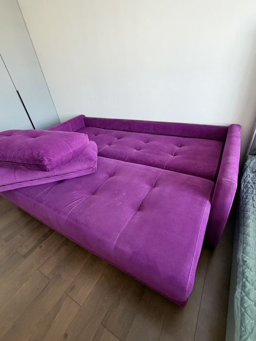 Продам диван б/у , тиктак механизмом в хорошем состоянии