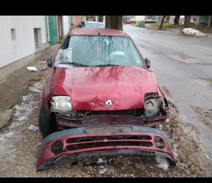 Renault clio 1.6 90 НА ЧАСТИ (Рено Клио на части)