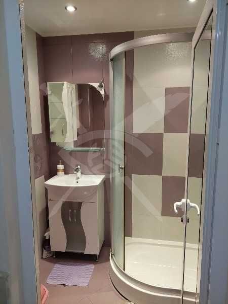 Дава се под наем Тристаен апартамент в Пловдив, Кършияка - 98 кв.м за 550 € - Снимка #6