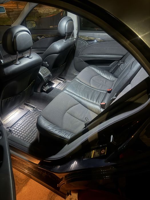 E270 2003 Обслужен всичко платено