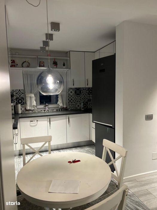 De inchiriat – Apartament modern cu 3 camere | Zona Centrala