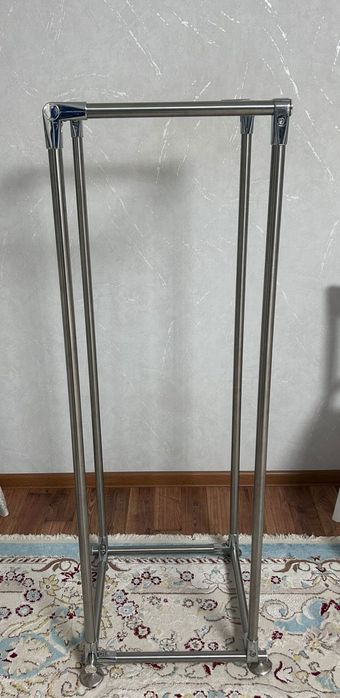 Стойка вешалка для одежды
