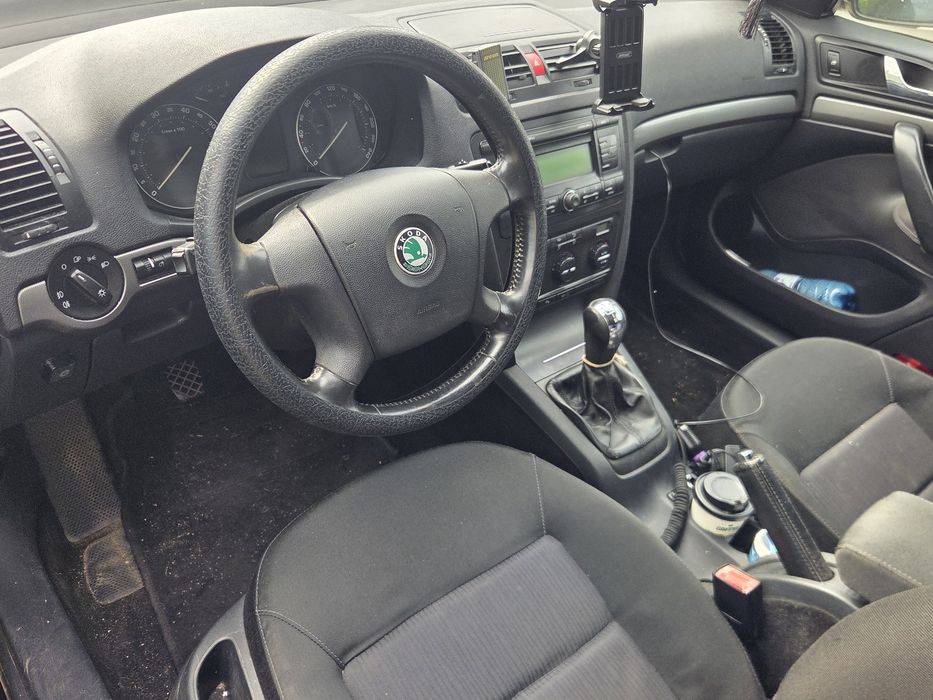 SKODA Octavia 2007 — imagine 3