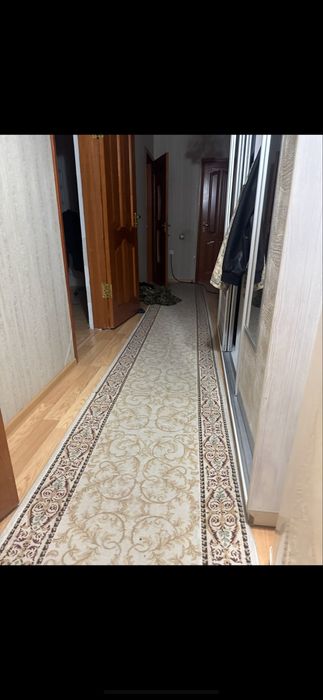 Продам ковровую дорожку