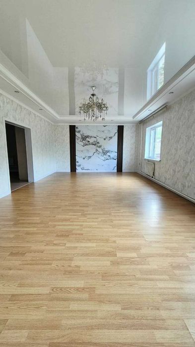 Продам коттедж в Тепличном