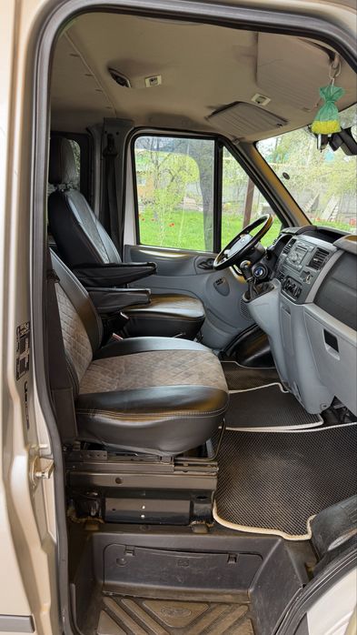 Ford transit 2009 год