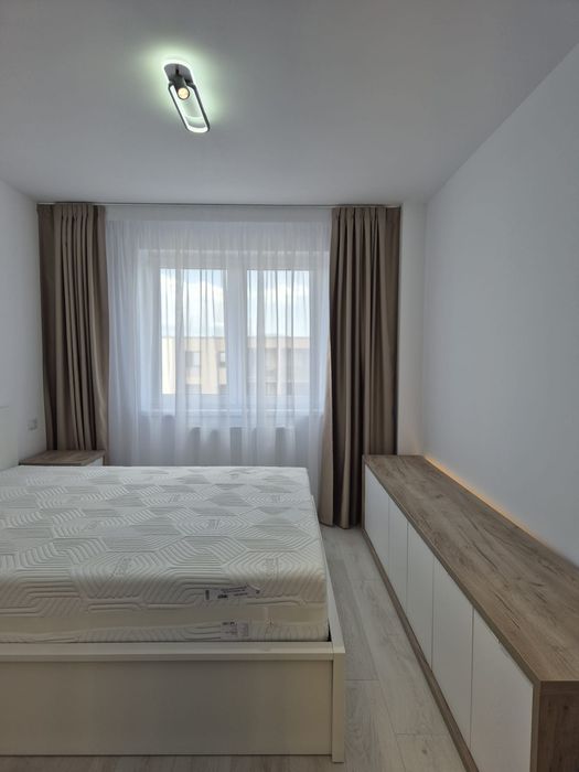 Proprietar - inchiriez ap 2 camere in Casa Nobel