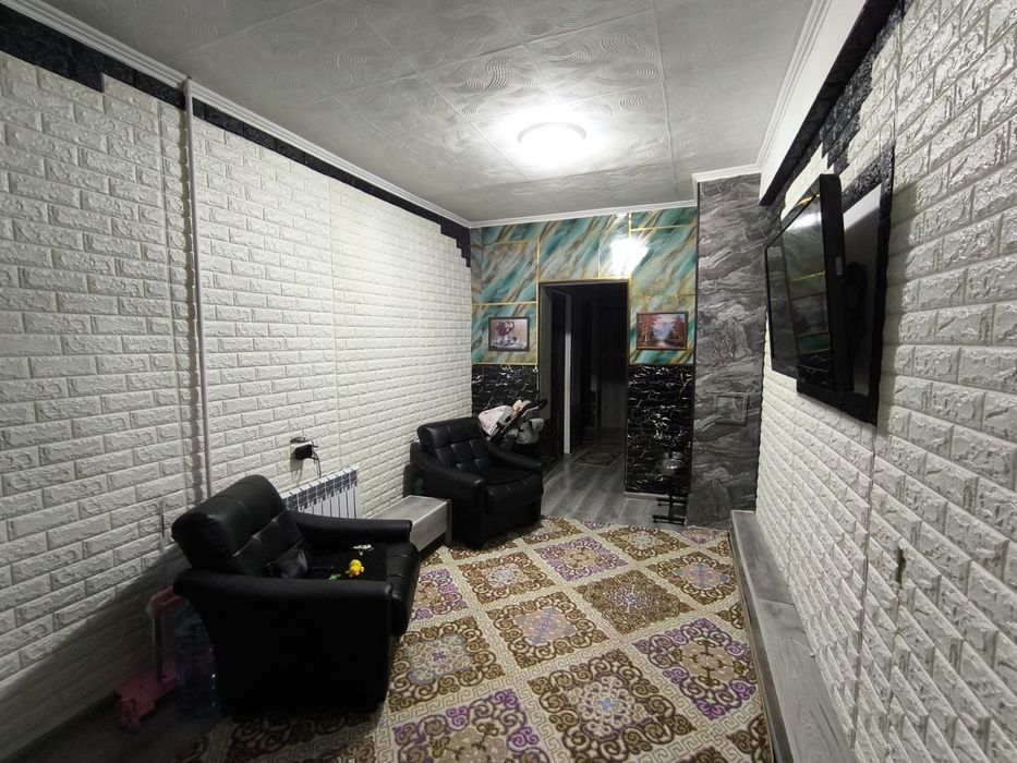 Срочно квартира 1 этаж + огород + гараж евро 3х комнатная Тузель 3