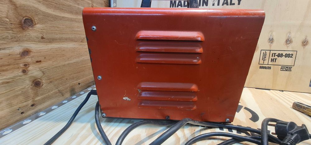 Електрожен Einhell COMPACT 105A CE105