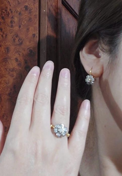 Золотой набор с якутскими бриллиантами