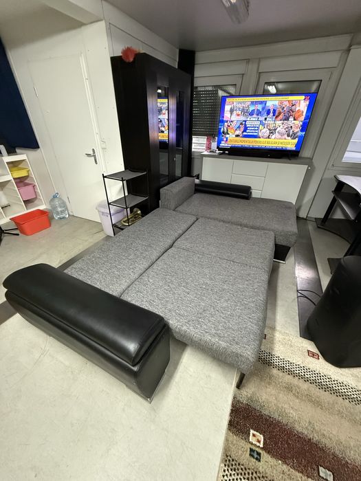 Coltar extensibil material textil