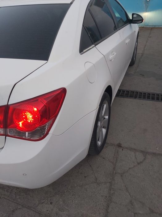 Шевролет круз 1.6 обьем