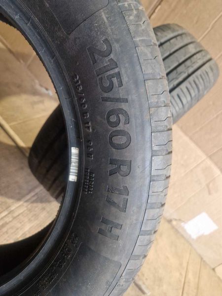 2 Continental R17 215/60
летни гуми DOT1022
