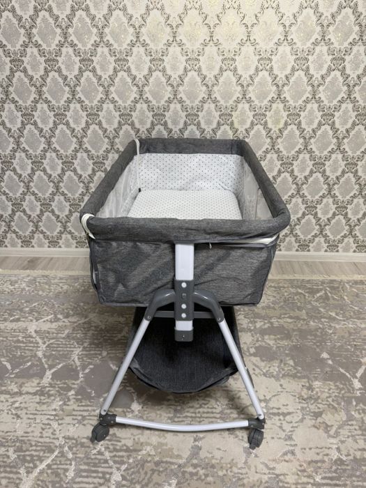 Манеж детскии передвижной