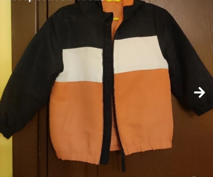 Преходни якета размери 98 и 104 см.