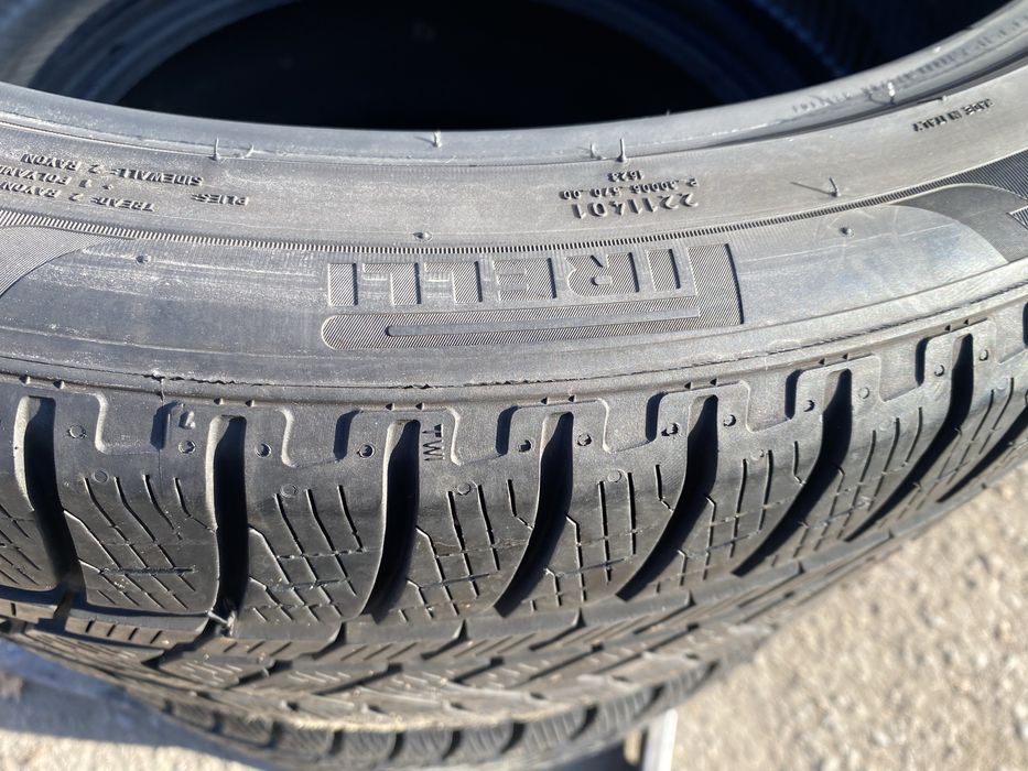 Шины 295/35/21 пара бу пирелли