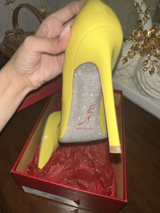 Original Rene Caovilla Yellow patent heels