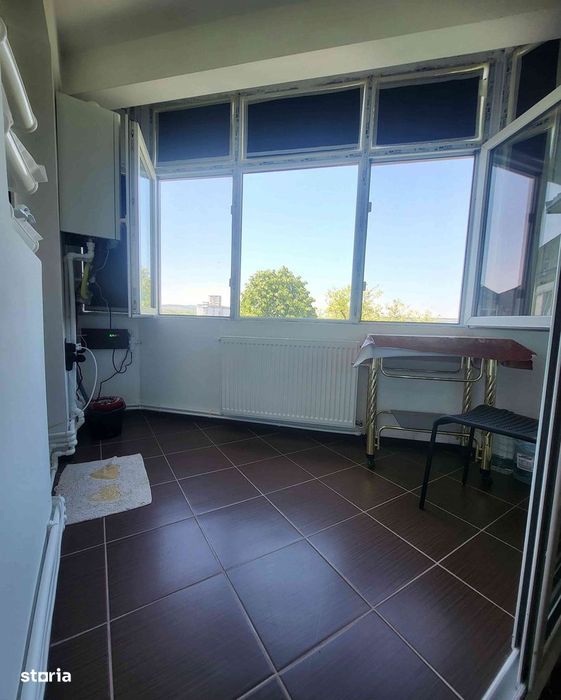 Apartament 2 camere decomandate, strada Bradului