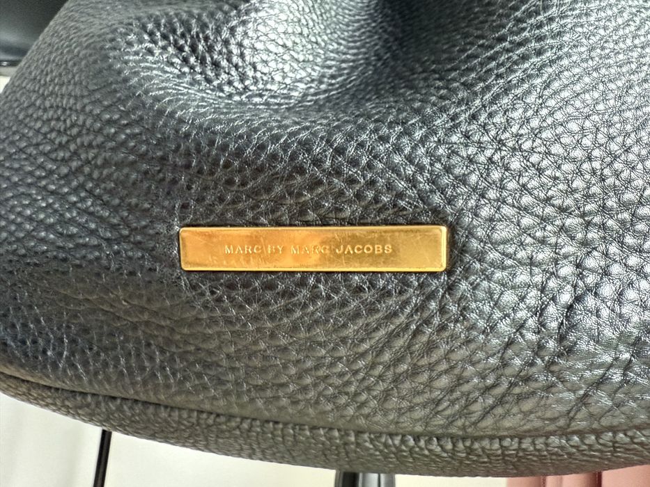 Geanta Marc Jacobs din piele naturala, neagra, stare buna