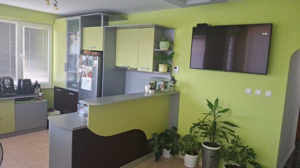 Продава се Тристаен апартамент в Велико Търново, Акация - 80 кв.м за 2125 €/кв.м - Снимка #4