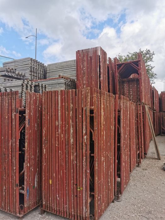 Скеле италианско фасадно 10000кв със сертификат