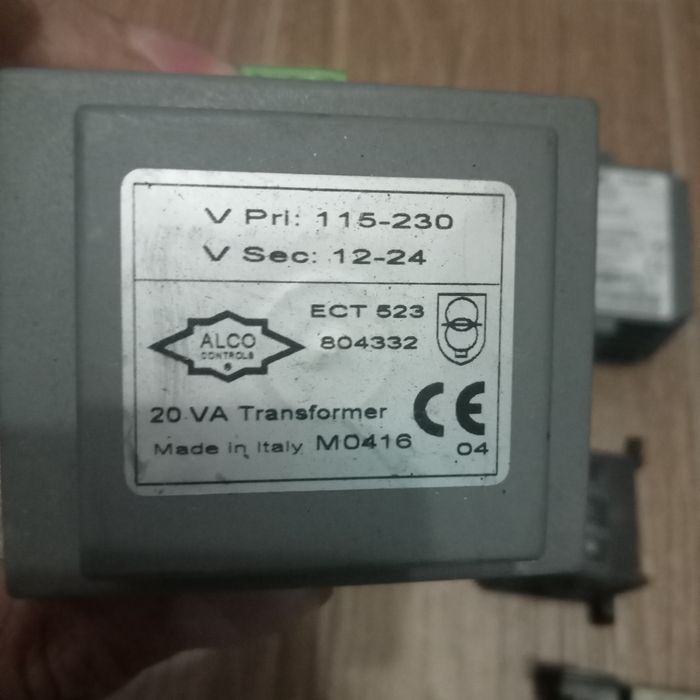 продам автоматы , пускателя, счётчики 380.220