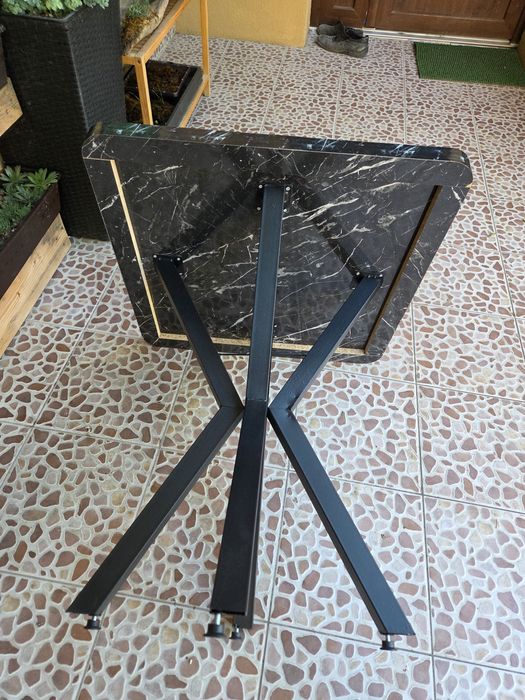 Masa de bucatarie