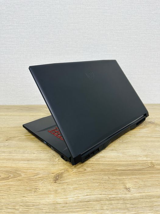 MSI KATANA Core i5-11Gen+RTX2050 Большой 17,3 Дисплей Топ игравой ноут