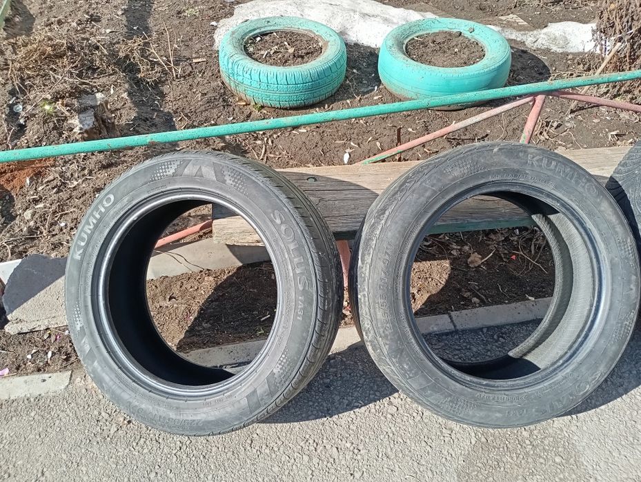 Продам шины б/у парные