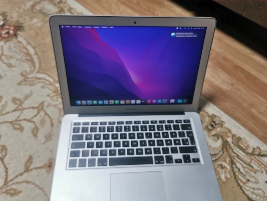 Laptop Apple MacBook Air 13-inch early2015