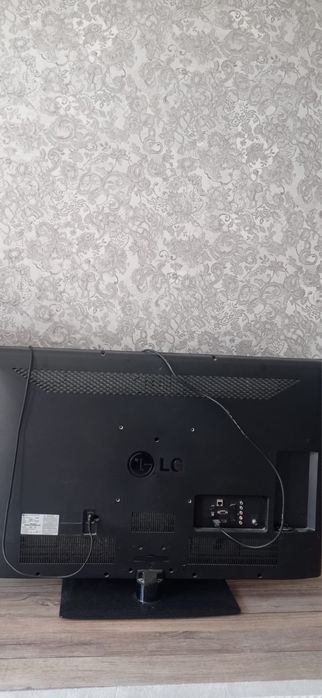 Телевизор на запчасти