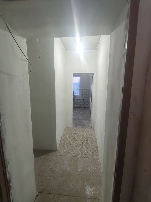 Продаётся 1 комнатная квартира в Чирчике