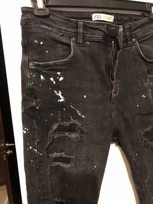 Дънки на марката ZARA