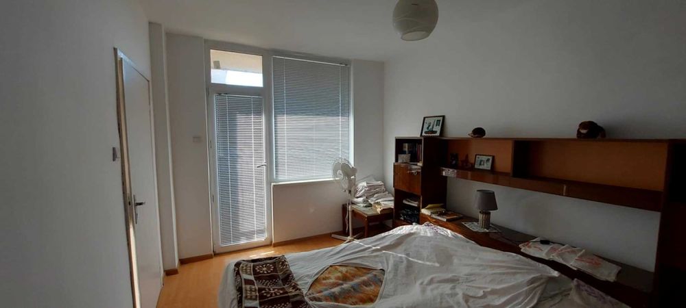 Продава се Тристаен апартамент в Хасково, Център - 100 кв.м за 1030 €/кв.м - Снимка #11