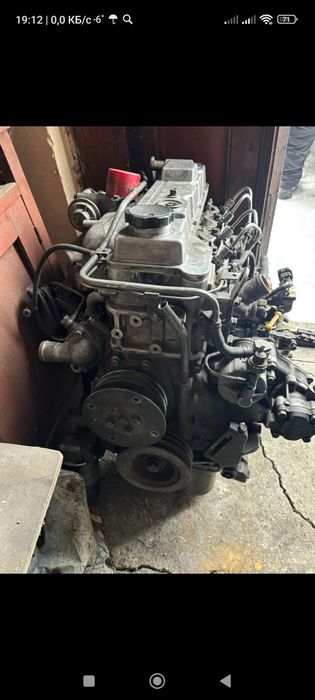 Продам двигатель 4м40 Делика