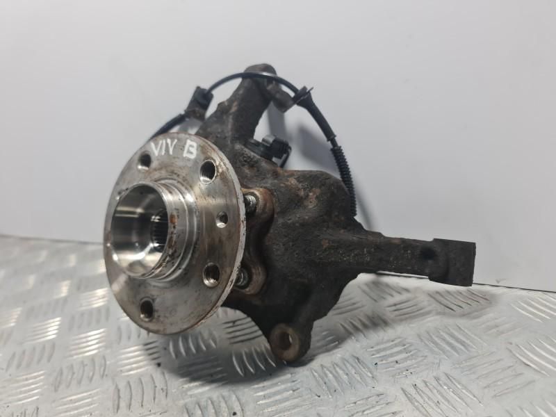 Fuzeta cu rulment si senzor ABS dreapta fata Opel Vivaro B 1.6 cdti