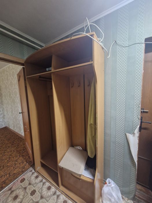 Срочно продам шкаф и матрас