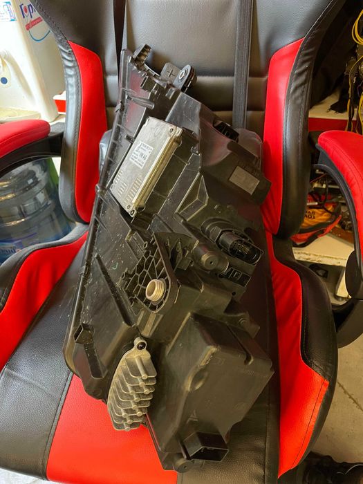 Фар Десен за Шкода Октавия оборудван