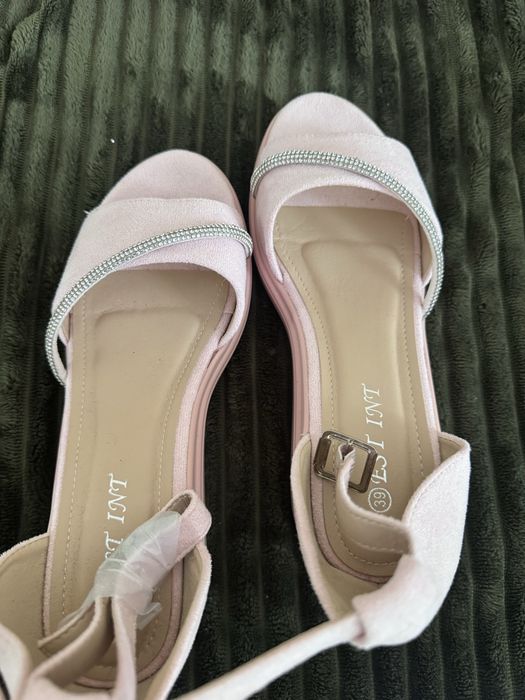 Sandale elegante marimea 40