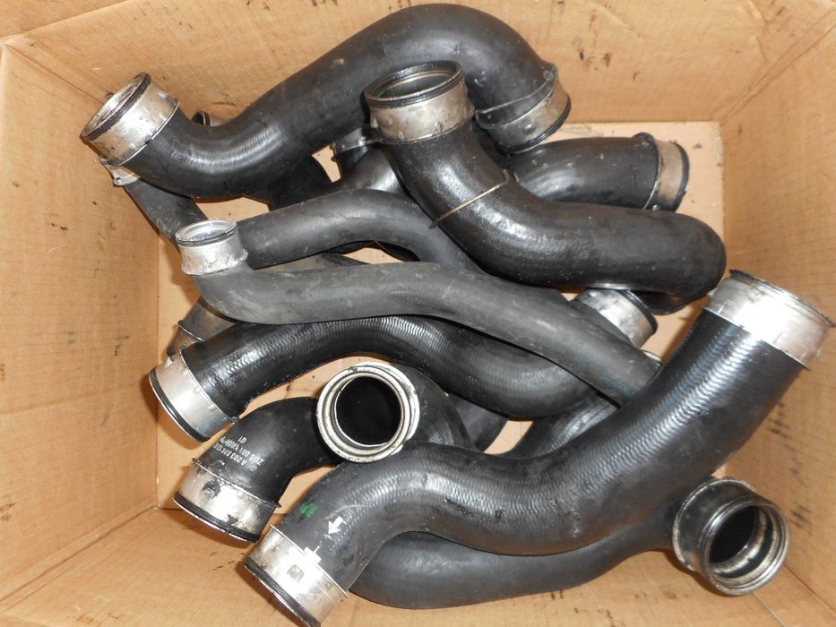 Турбо водни маркучи и тръбопроводи от Мерцедес