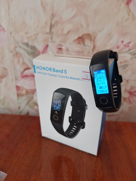 Продам фитнес браслет