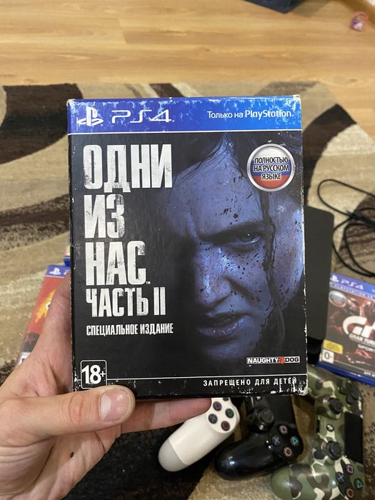 Продам соньку 4 полный комплект