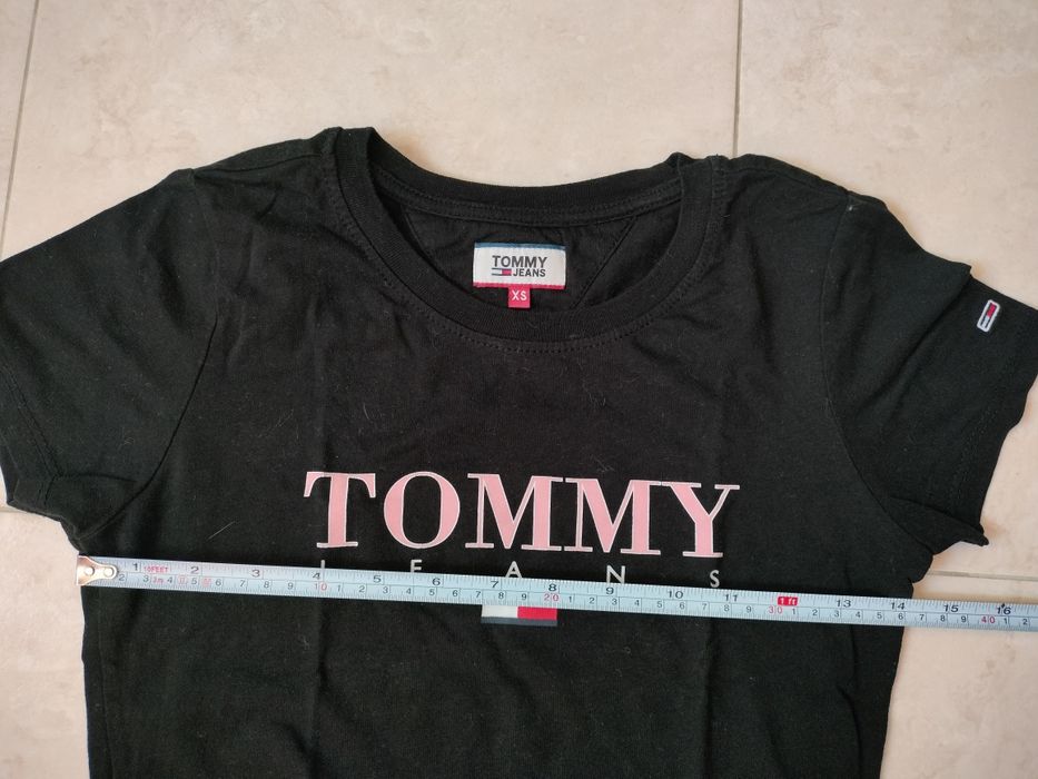 Нова цена!!! Дамска оригинална тениска TOMMY JEANS