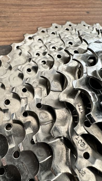 casetă de pinioane SHIMANO  CS‑HG50‑9 11T-34T