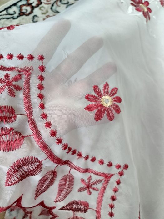 Продам тюли разные.