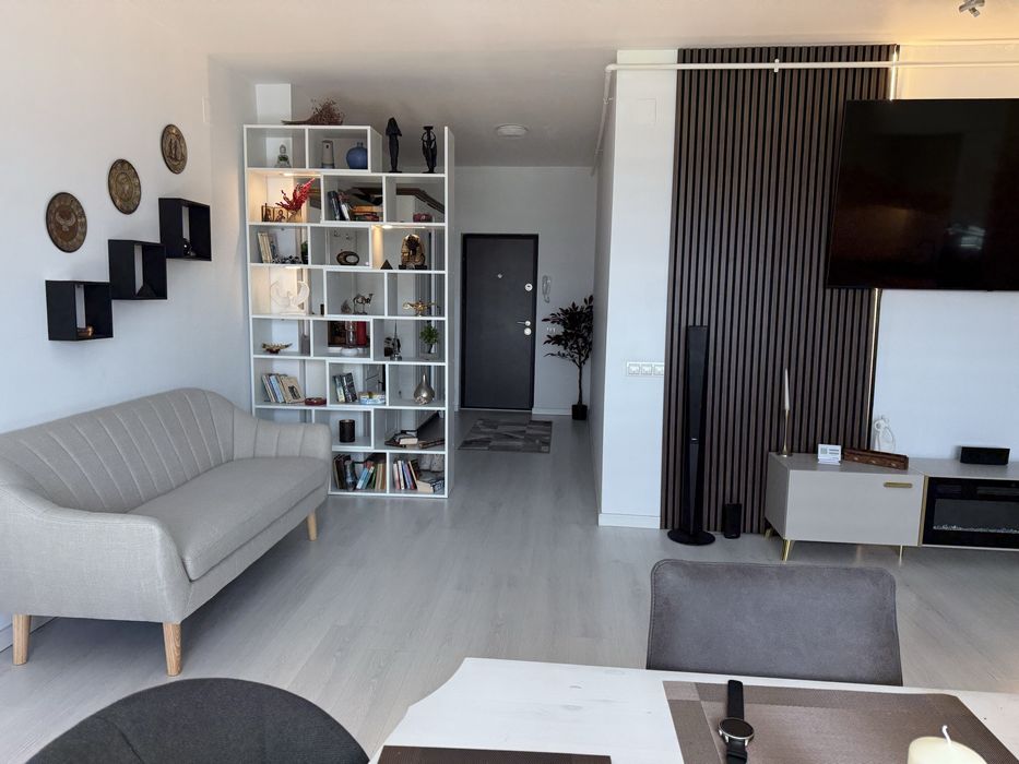 De Vanzare Apartament