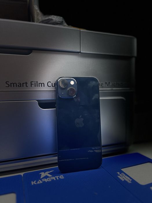 Айфон 13 с гарантией