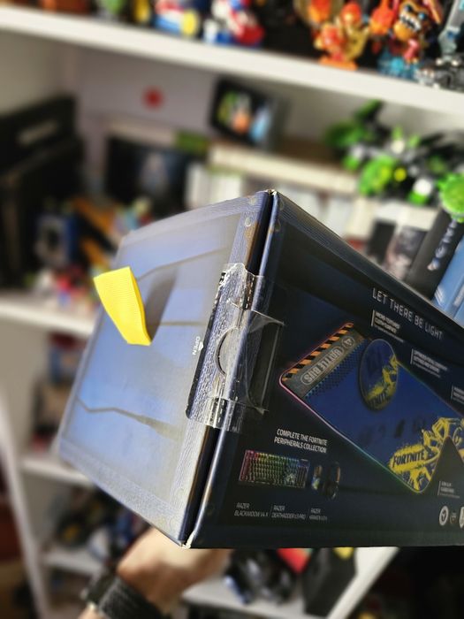 Mouse pad razer goliathus extended chroma fortnite edition nou - sigil