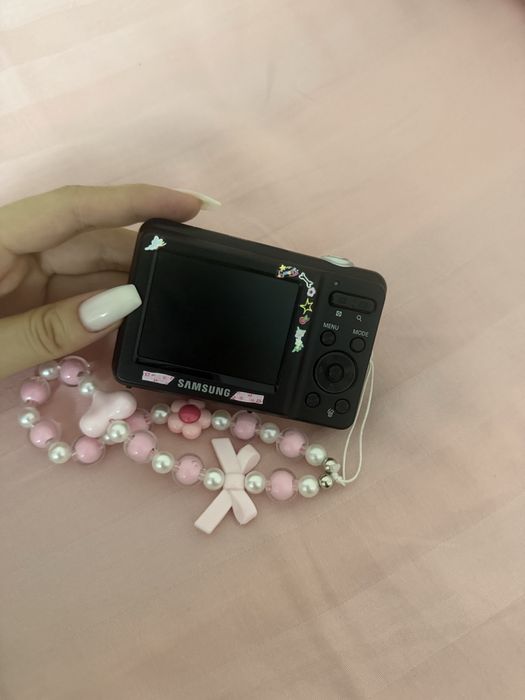 цифровая камера Samsung ES9